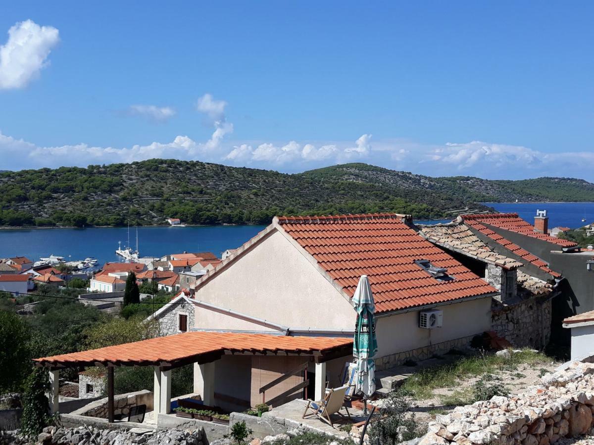 Kaprije Mistral Apartment المظهر الخارجي الصورة