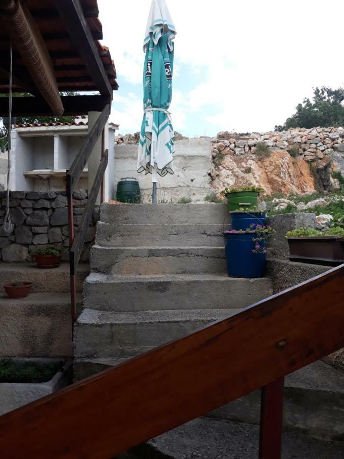 Kaprije Mistral Apartment المظهر الخارجي الصورة